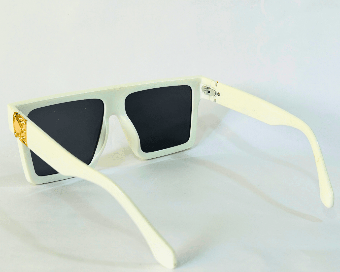 Lookout Shades Black x White