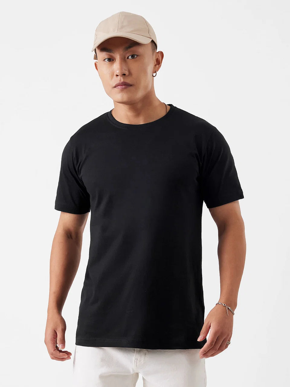 Black Round Neck tshirt