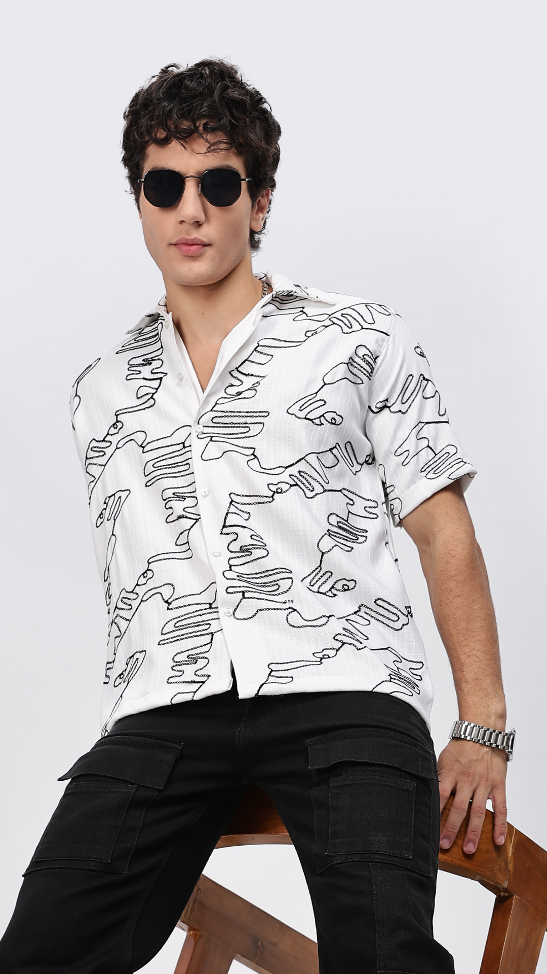 White Line Embroidery Shirt