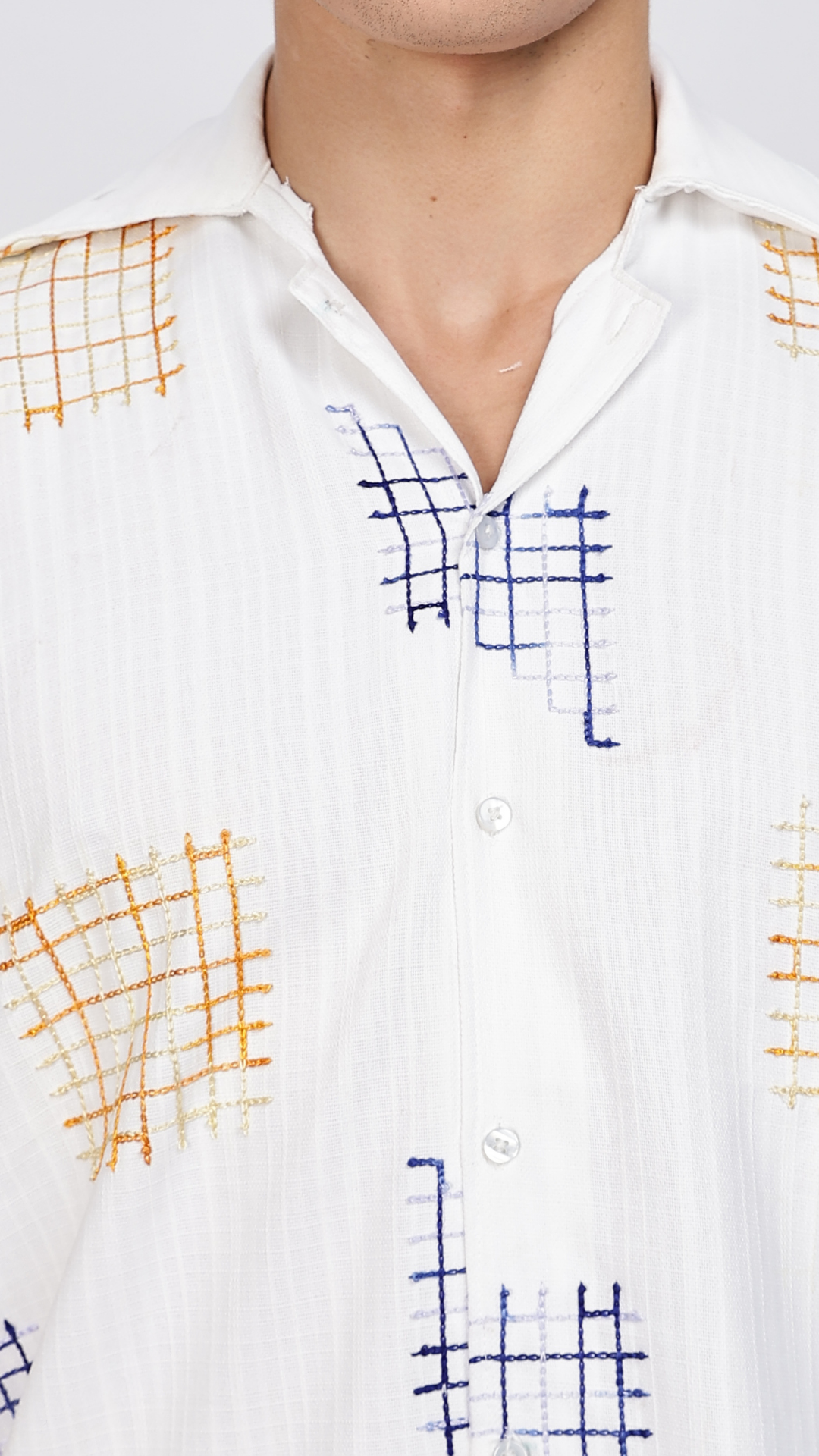 White Box Embroidery Shirt