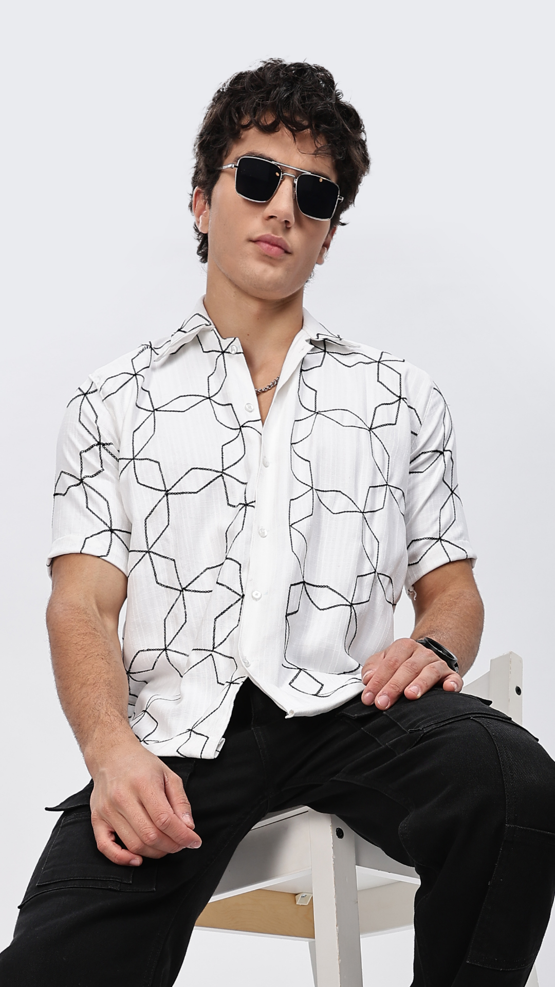 White Geometric Embroidery Shirt